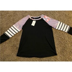 Floral Blooming Size XL New with Tags Long-Sleeved Top